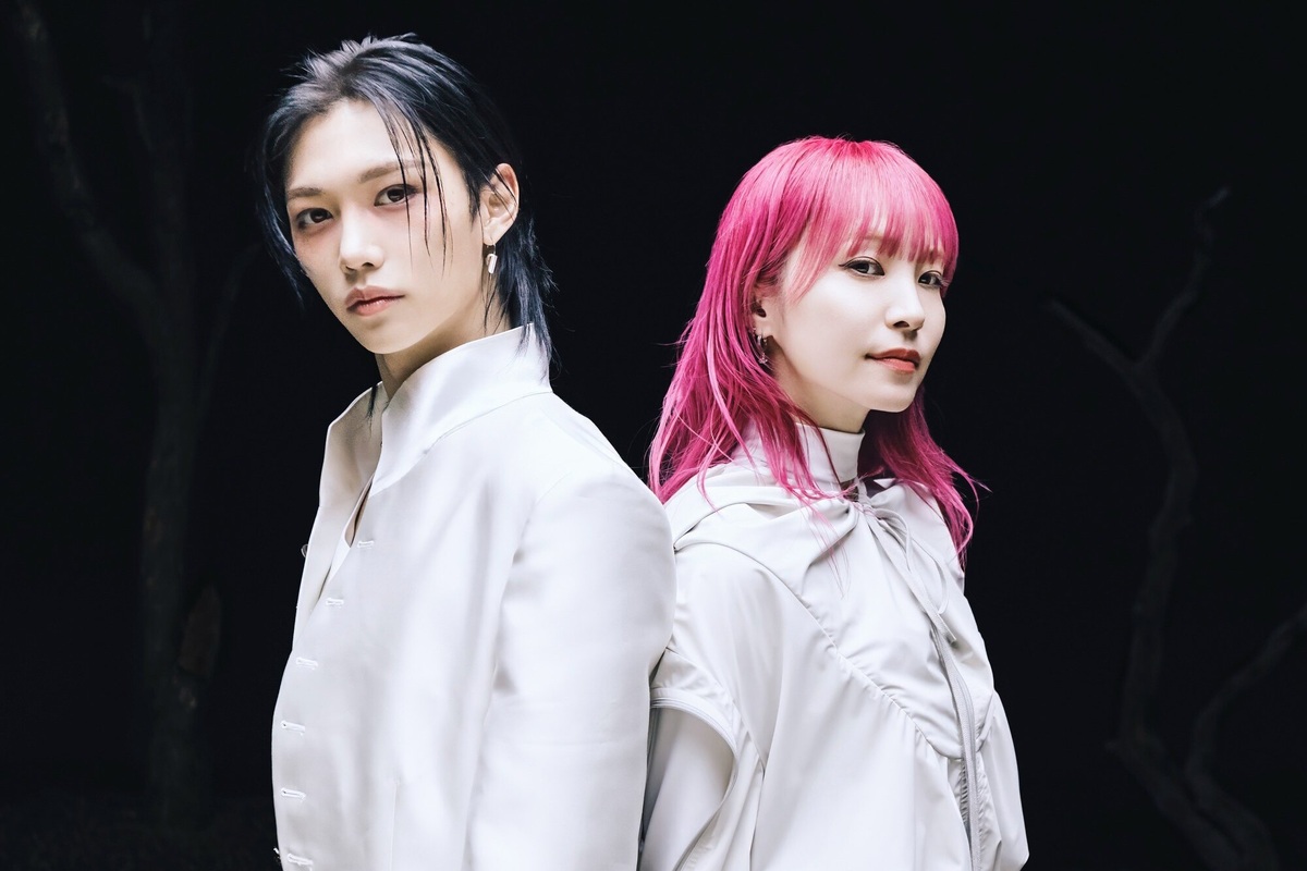     Феликс из Stray Kids и LiSA дропнули клип на опенинг аниме «Поднятие уровня в одиночку»