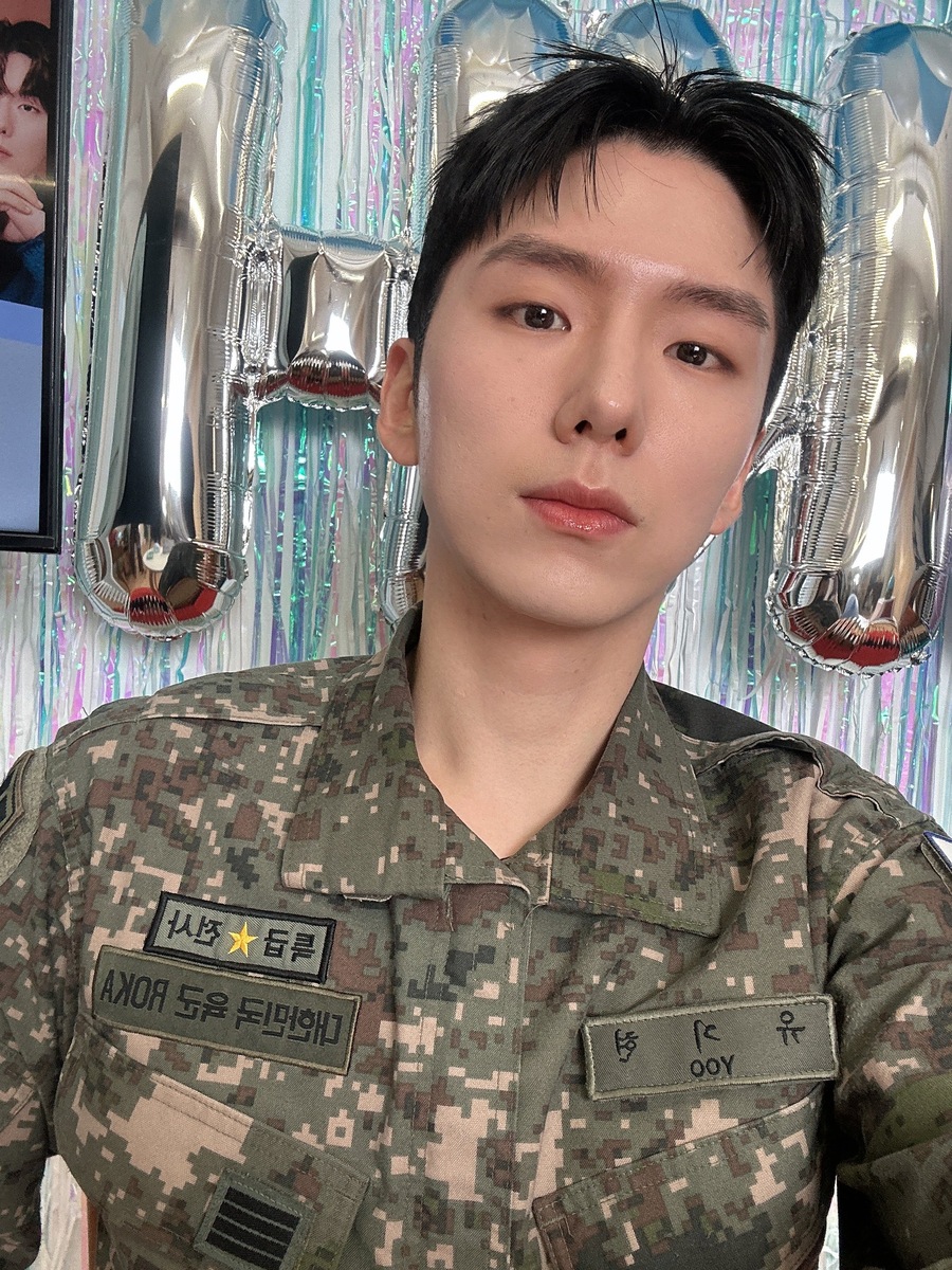    Кихён из MONSTA XСоцсети