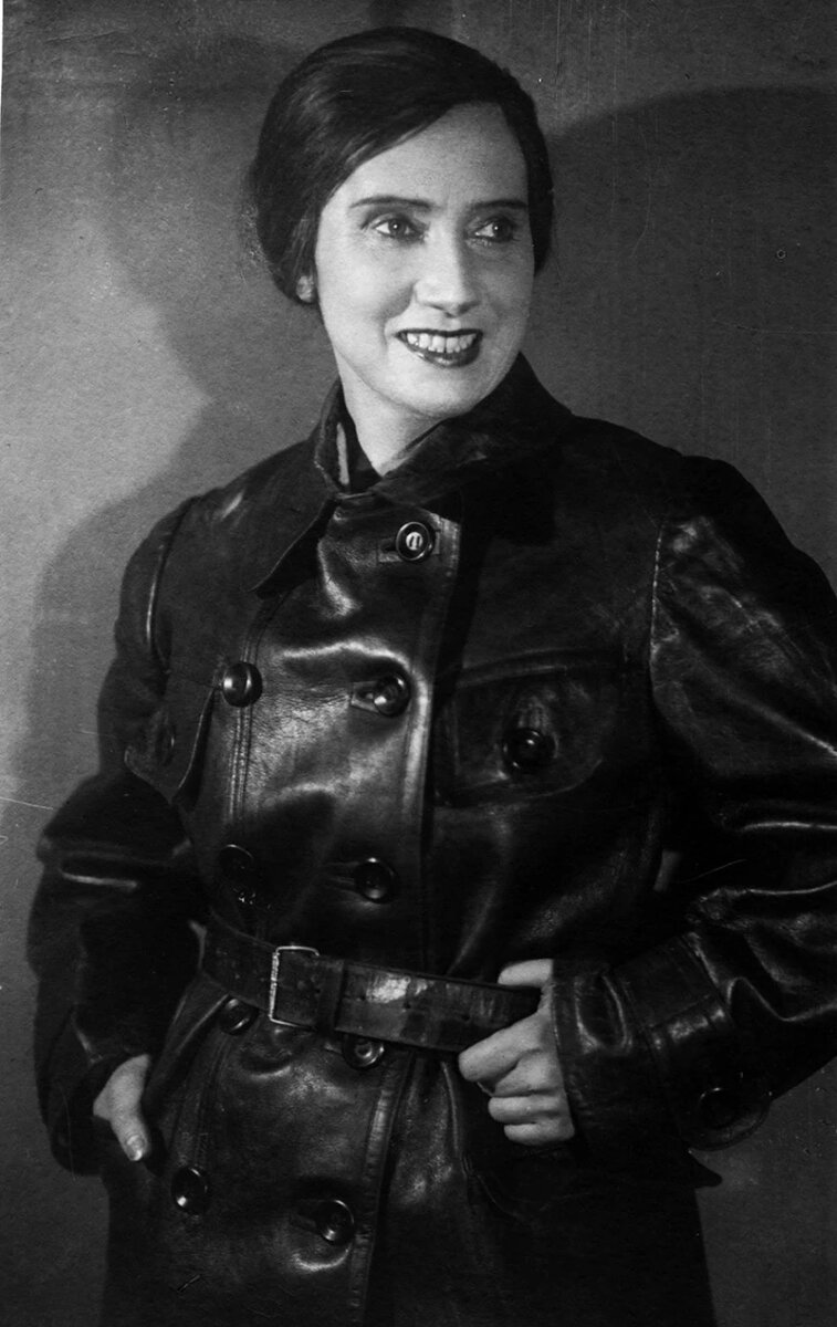 Алиса Коонен