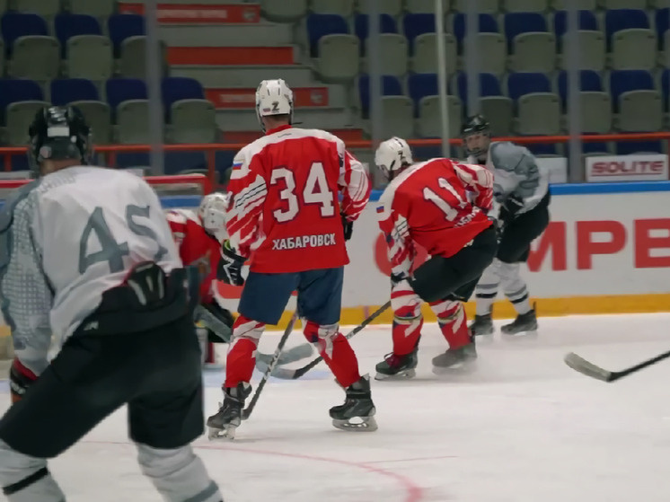     Сборная команда дальневосточных прокуратур победила в турнире по хоккею с шайбой памяти героя Советского Союза фото: пресс-служба прокуратуры Хабаровского края