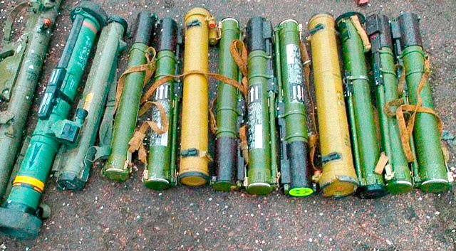 Трофейное оружие. Бойцам Армии России разом досталось семь РПГ-22 «Нетто». Также ПЗРК. Другие гранатомёты: С-90 (Испания), M72 LAW (США), «Bullspike» (Болгария). Пара ПТУРов от ПТРК «Метис» (фото из открытых источников) 
