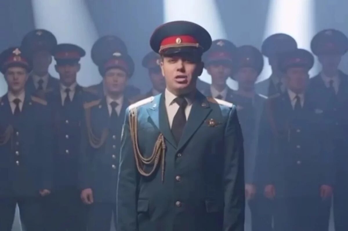    Армейский хор перепел песню «Сигма бой»