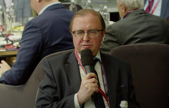     Сергей Буянов, генеральный директор ЦНИИМФ / Кадр из трансляции делового завтрака «Океанский морской флот. Made in Russia?»