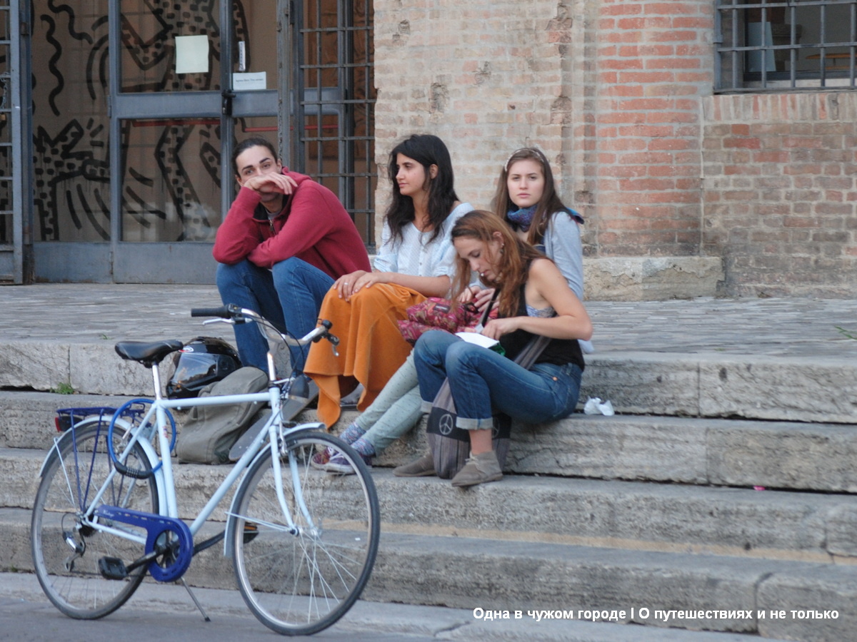 Я все время открываю для себя что-то новое, и не перестаю удивляться, насколько жизненное устройство в других странах отличается от того к чему мы привыкли.