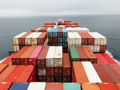    В России впервые за два года сократился импорт электроники