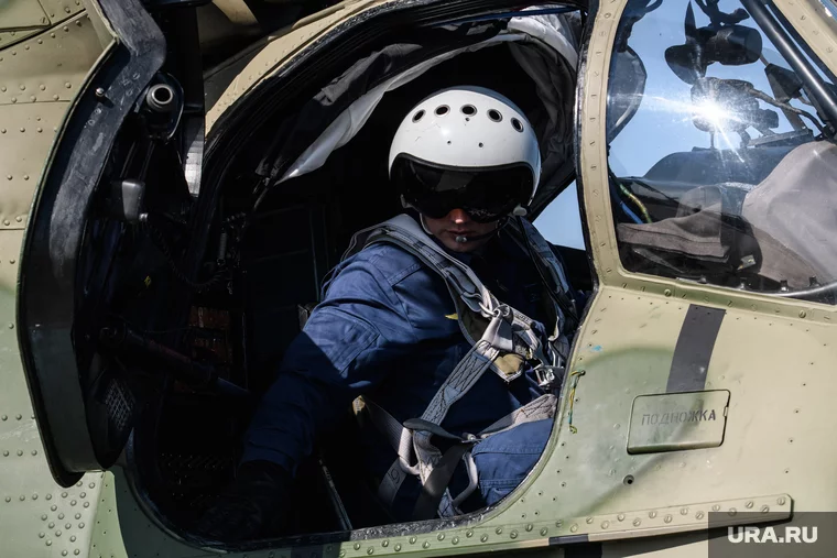 Российские пилоты уничтожают вражеские самолеты
Фото: Владимир Жабриков © URA.RU