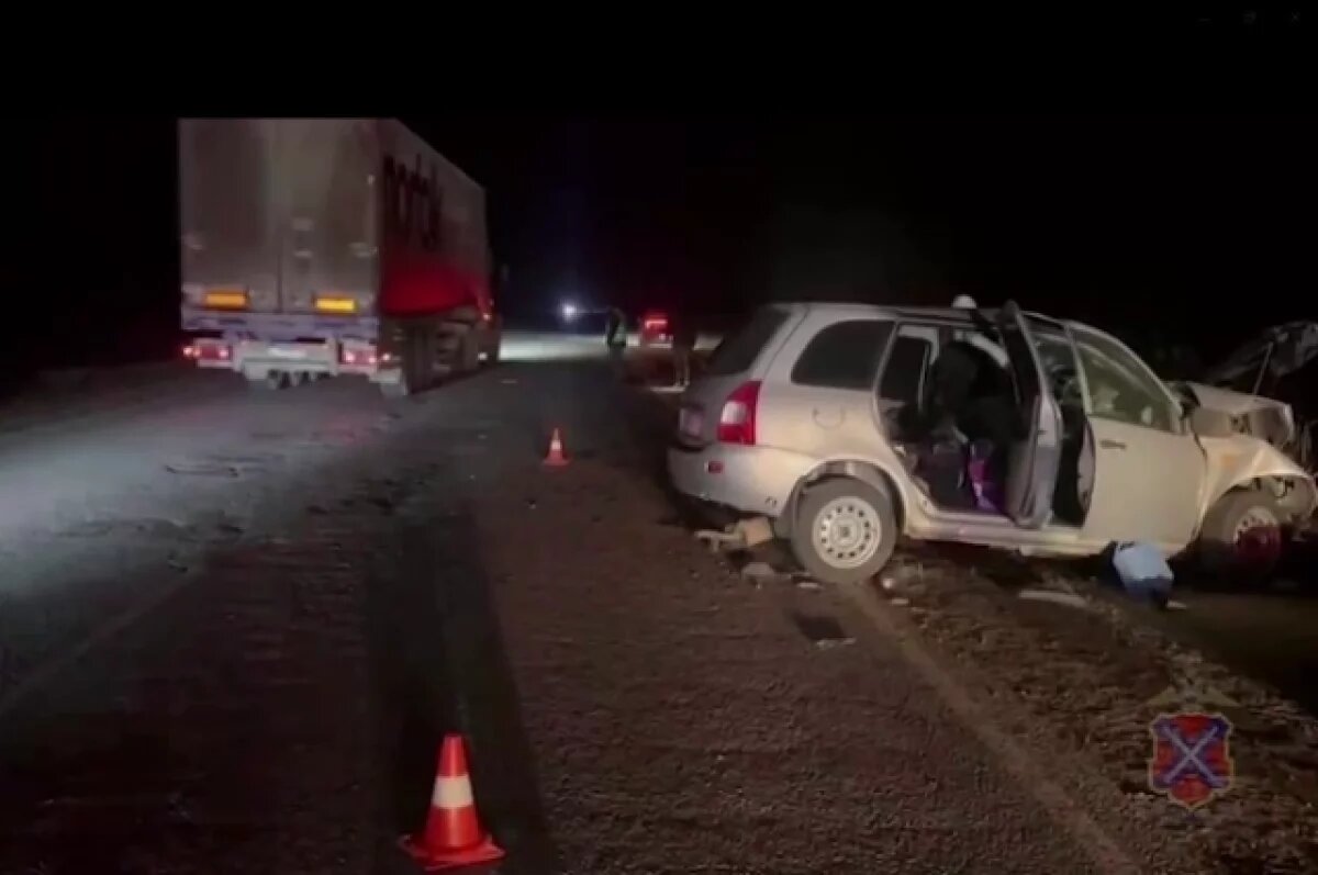    Под Волгоградом сняли на видео последствия смертельного ДТП