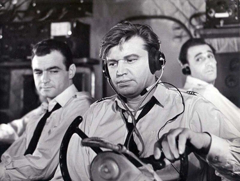 Кадр из фильма «713-й просит посадку» (1962). Кинопоиск.ру.