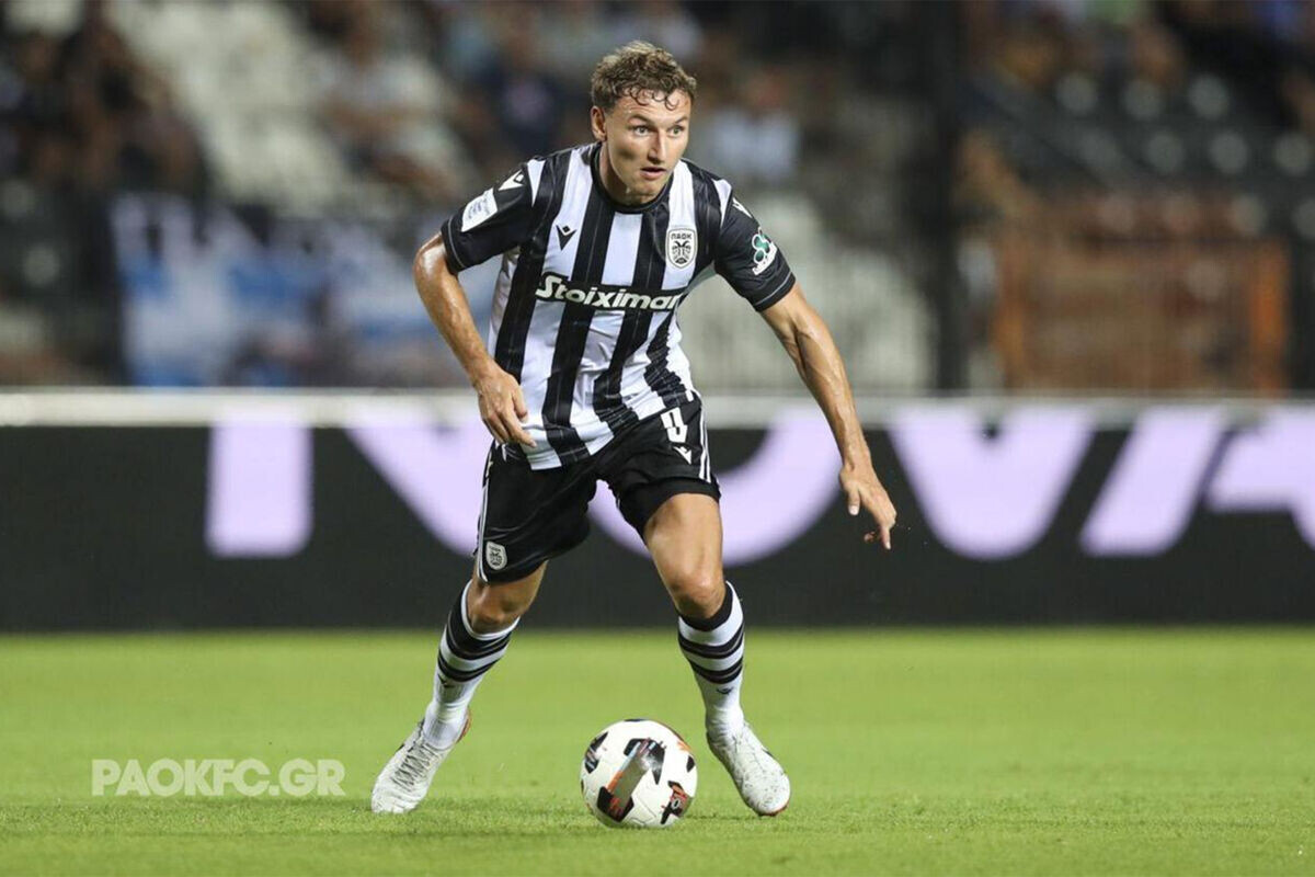 Федор Чалов в матче против "Ламии"