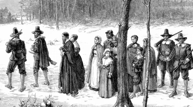 Пуритане идут пешком через заснеженный лес, чтобы попасть в церковь.