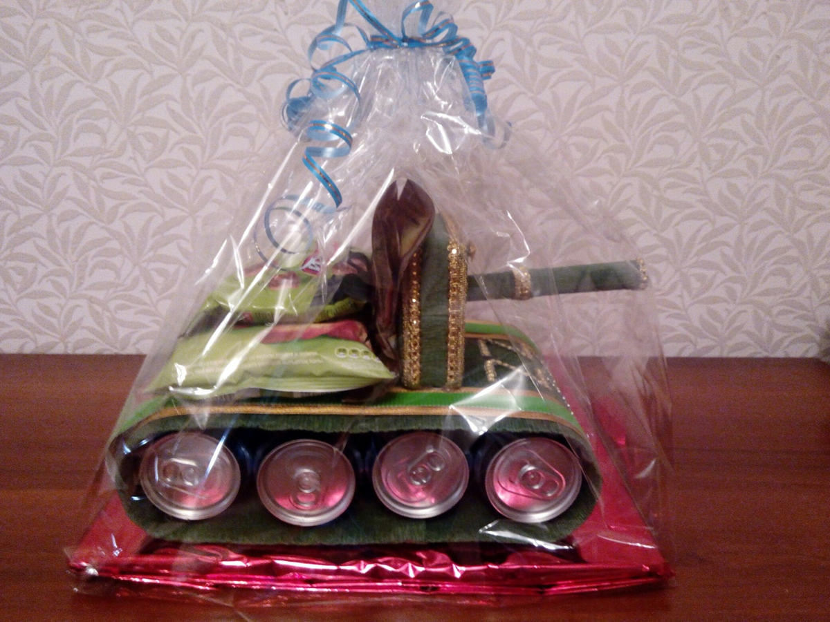 Подарок в студию!