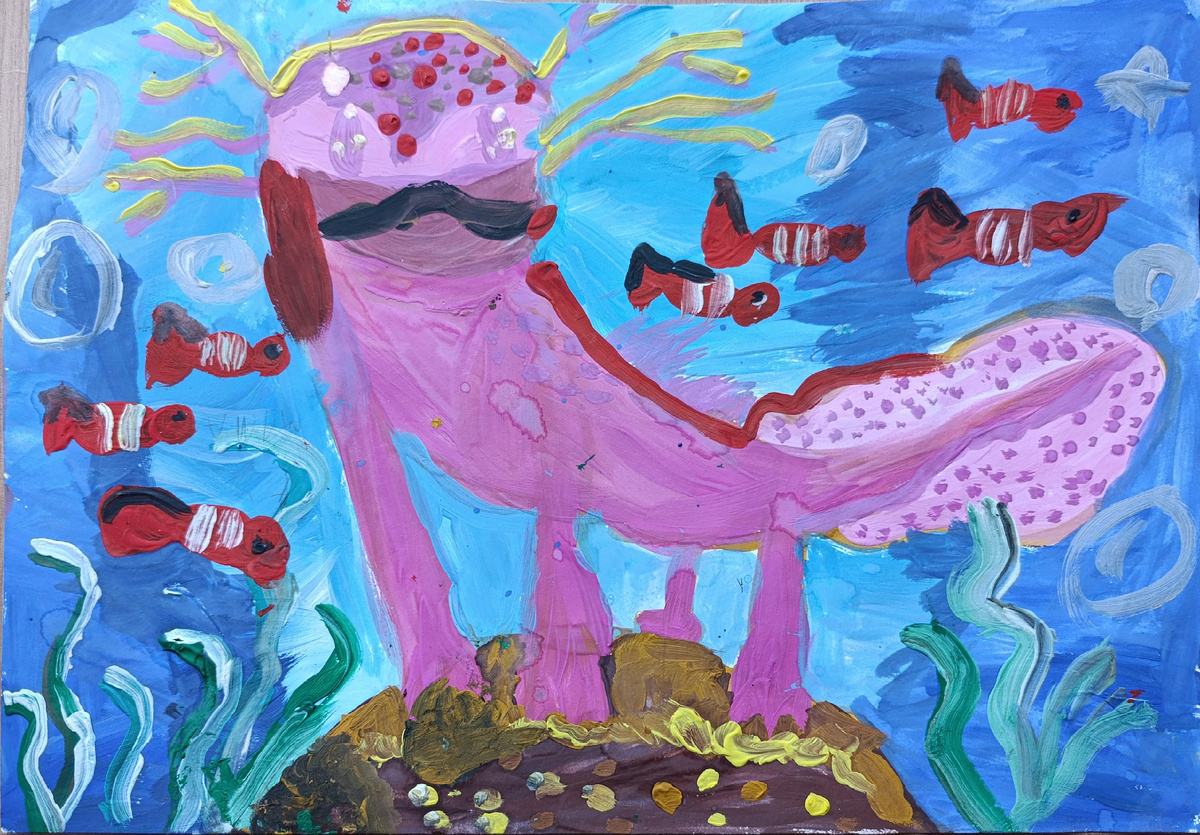 Вот так вот она рисует. Это подводный мир. Мне очень нравится ее чувство цвета