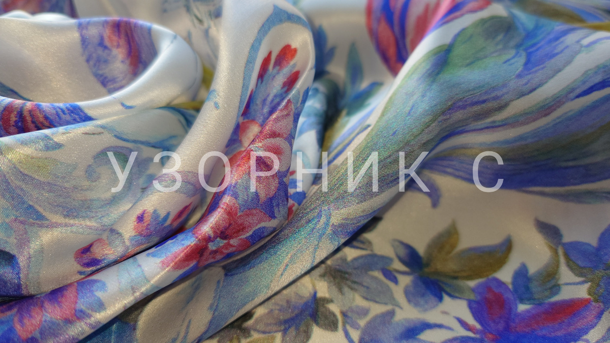 Платок Предчувствие любви, фото автора