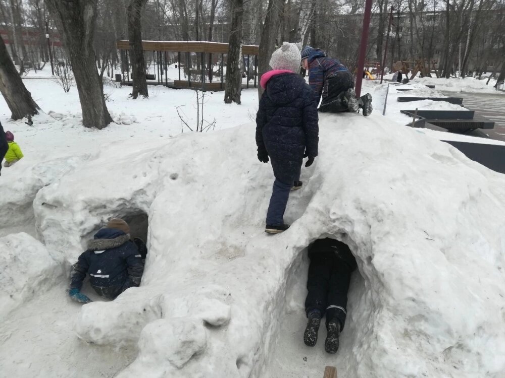    От зимних аттракционов детей за уши не оттащить. Фото: «АиФ-Урал»/ Рада боженко