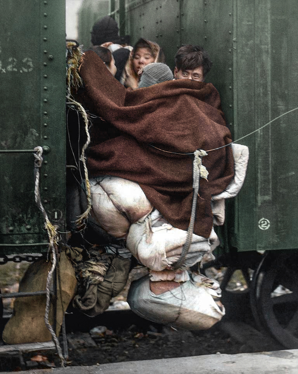 Фотограф: Макс Десфор