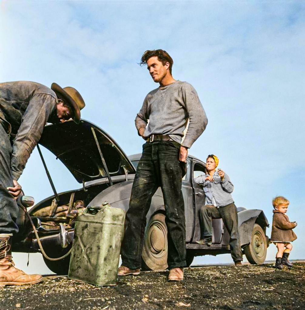 Фотограф: Уэйн Ф. Миллер