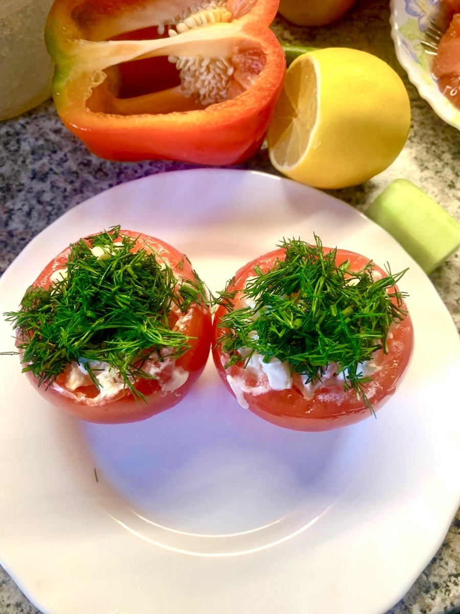 Полезный салатик в перцах