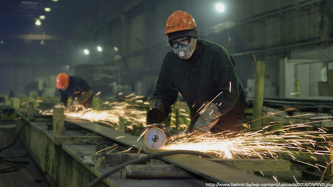 Условия на заводе не сахар