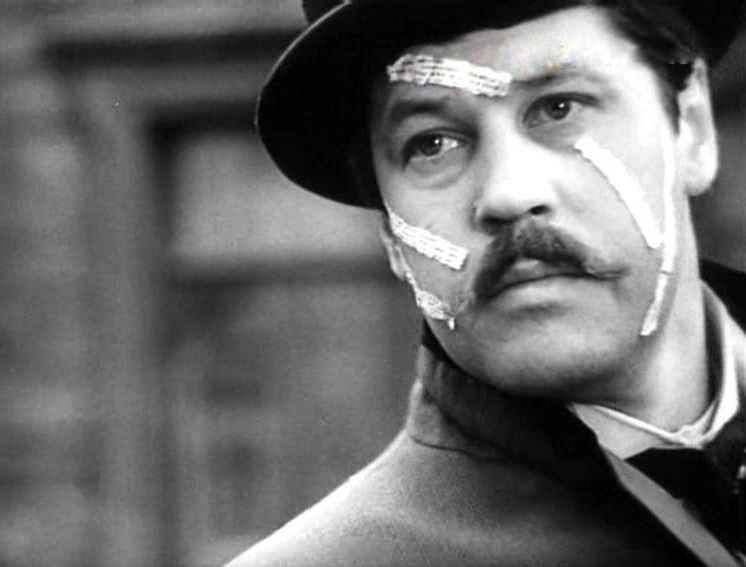 В фильме "Вера, Надежда, Любовь", 1972 год