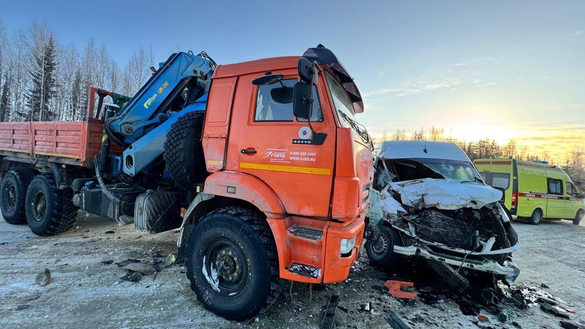    Превышение скорости привело к двум автоавариям с пострадавшими в Советском районе Югры