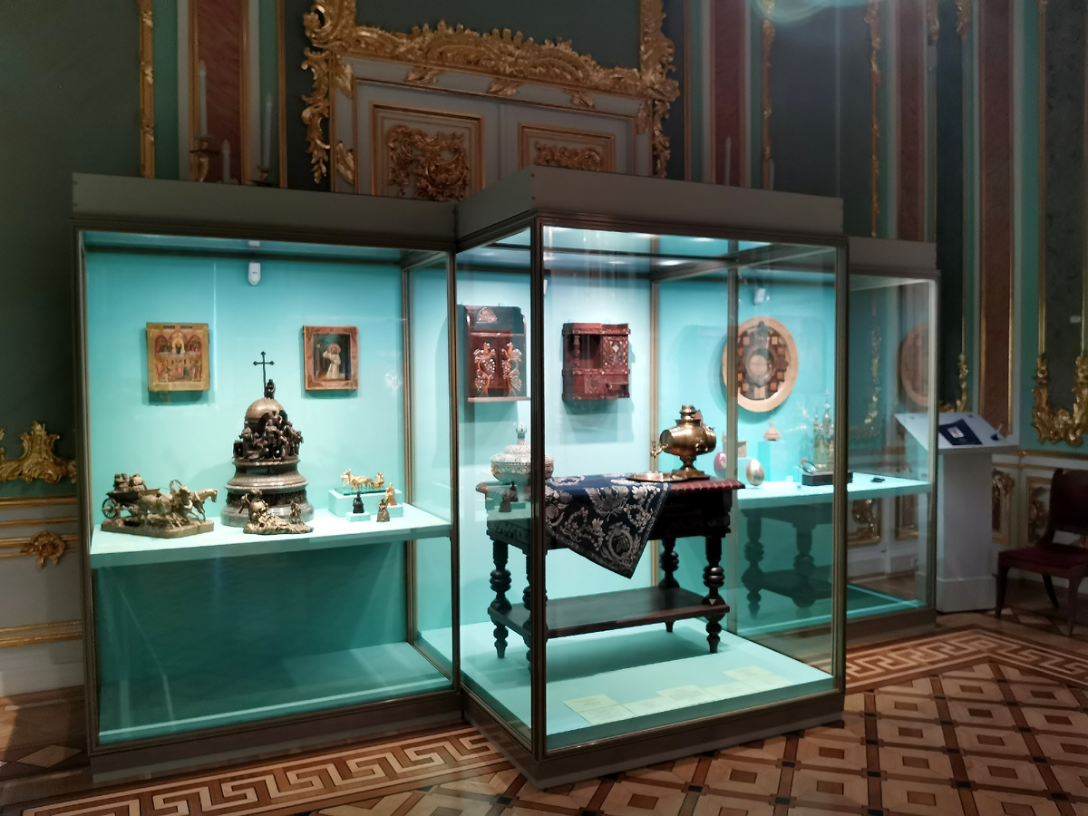 Экспонаты выставки. Фото автора.