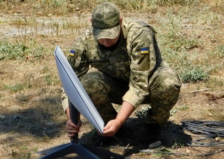    Reuters: Украина будет отключена от Starlink, если не состоится сделка по полезным ископаемым
