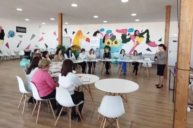    Что за женские клубы стали работать в Волгоградской области при ЦЗН?