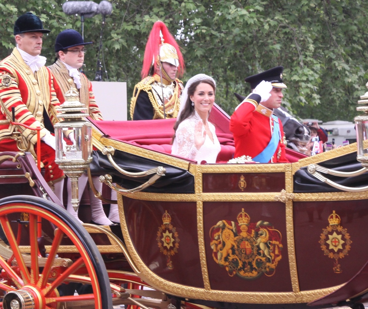 Кейт Миддлтон сразу приняла правила игры королевского двора. Фото: Global Look Press