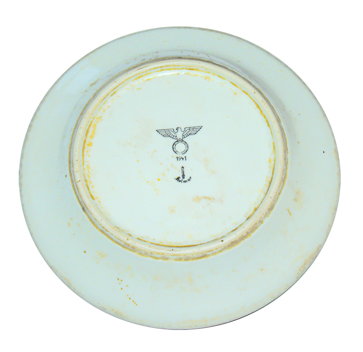 Та самая "захаровская" тарелка. Немецкий крест убран с клейма в фоторедакторе.