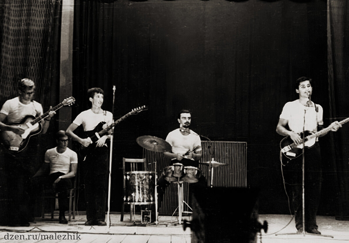 Бит-группа "Ребята", я с Musima Elgita