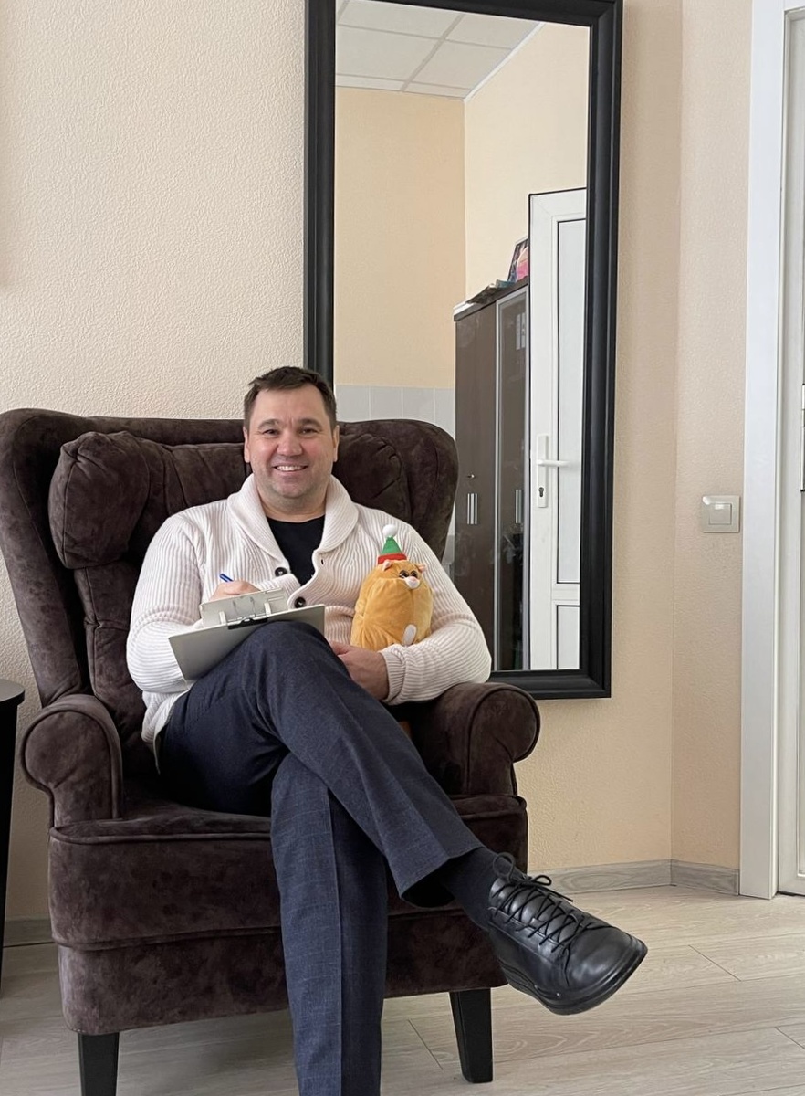 Это я на приеме.