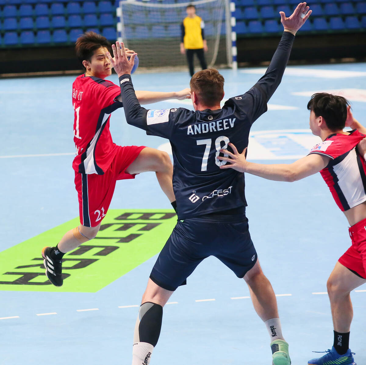    Павел Андреев в качестве камня преткновения для "аистов"