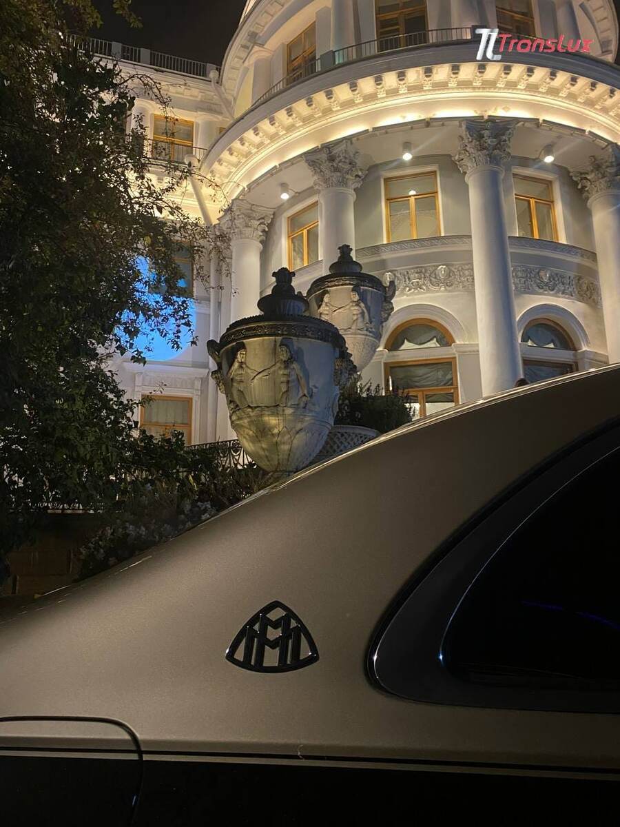 Новый Майбах с водителем от ТрансЛюкс