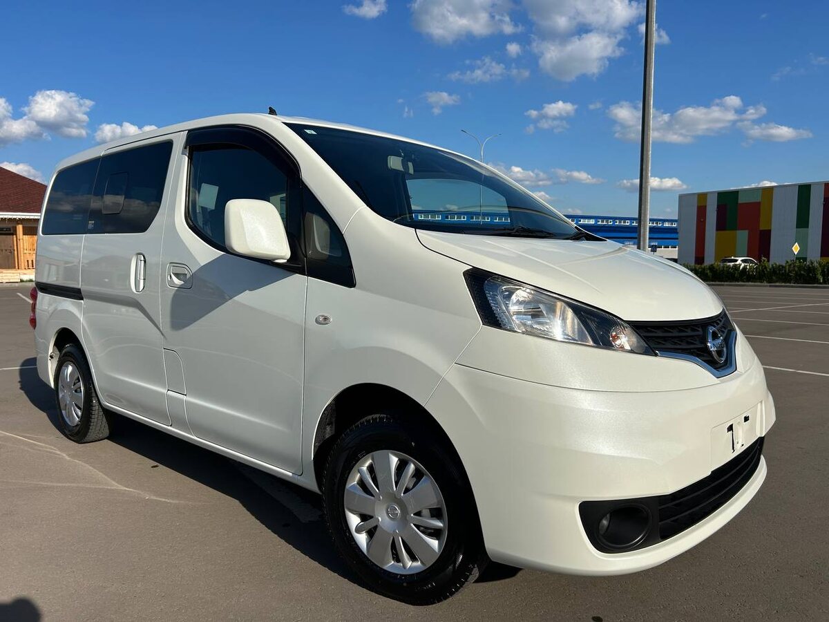 Nissan NV200 в пассажирском исполнении с льготным "утилём" в 5,200 руб