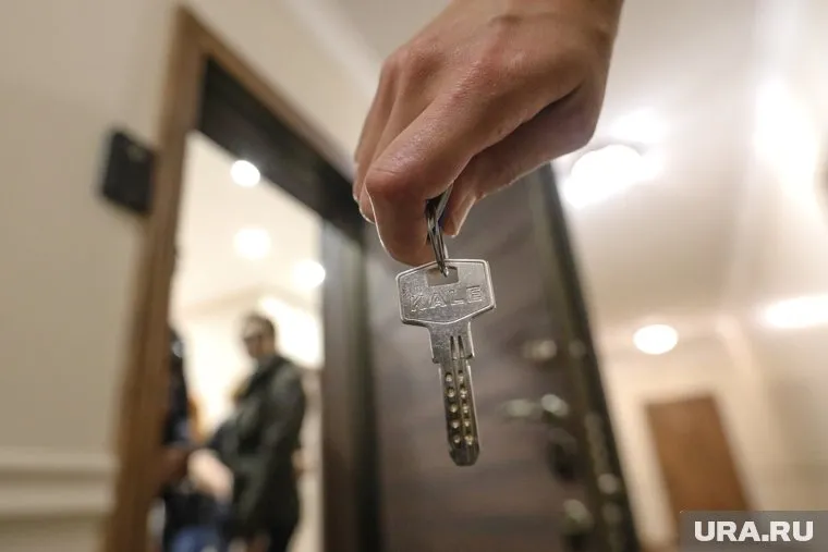 Как снизить цену при покупке квартиры на вторичном рынке
Фото: Алексей_Гайнов © URA.RU