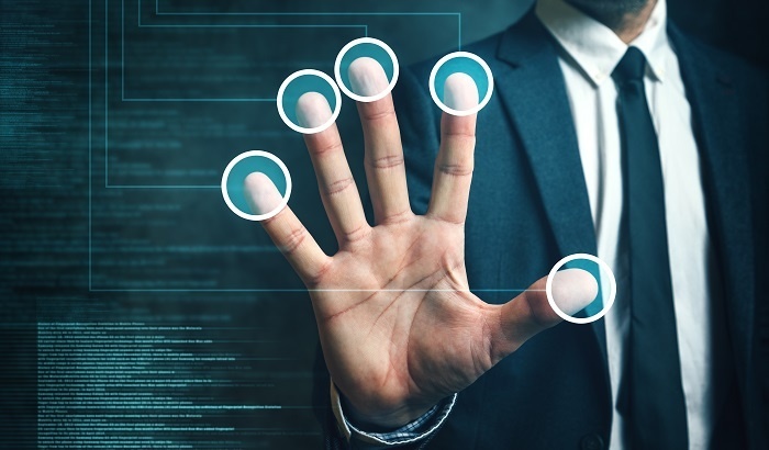    В России с 1 сентября 2025 года начнут использовать биометрию для посадки на поезд