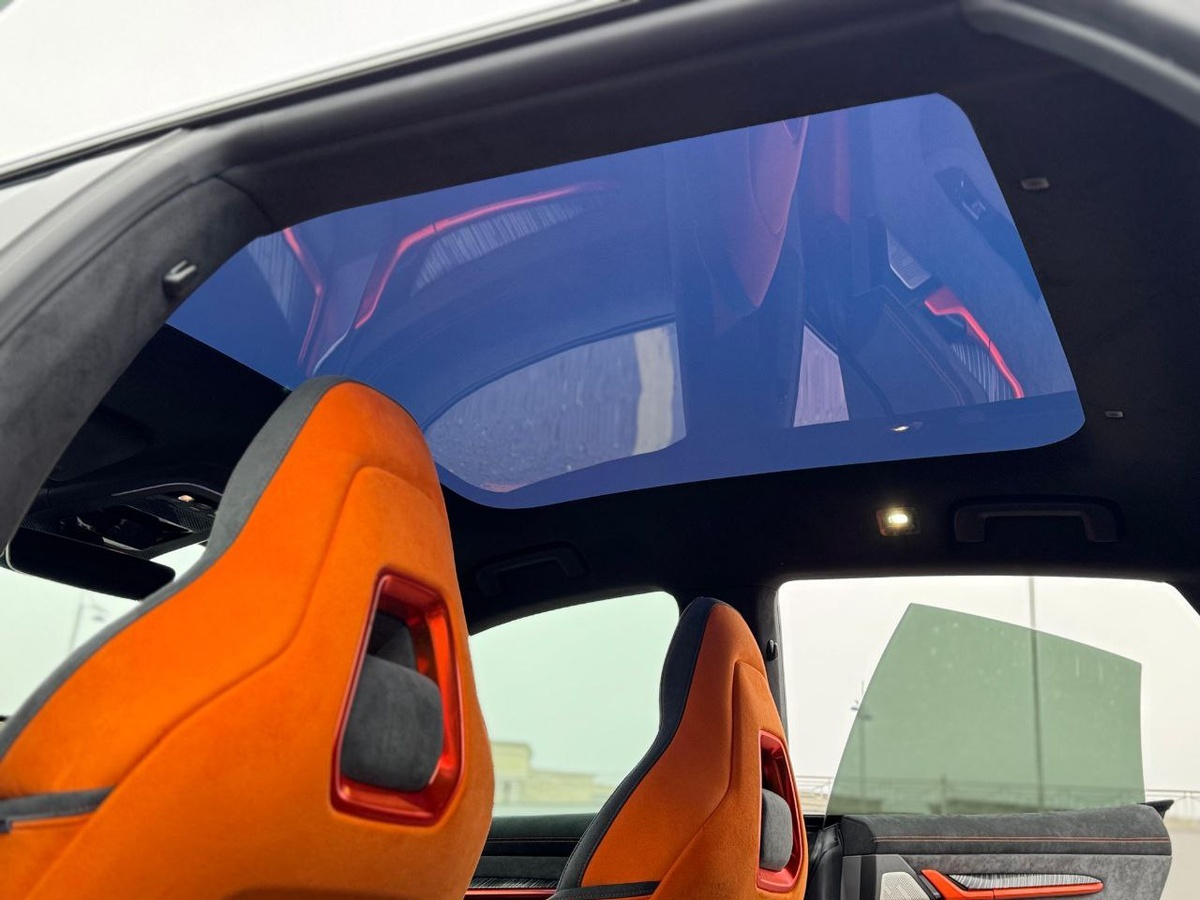 панорамная крыша zeekr