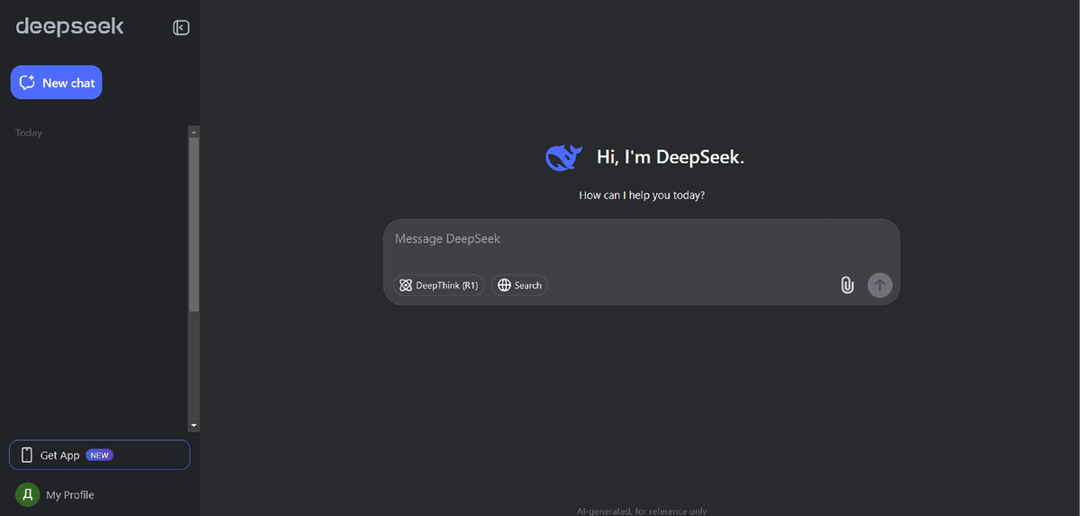 Интерфейс DeepSeek: слева список чатов, посередине диалоговое окно чат-бота