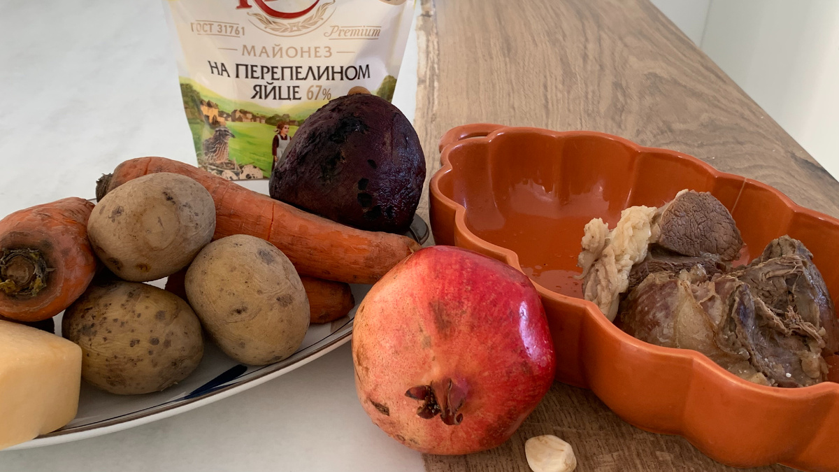 Говядину и овощи отварить. Ингредиенты для салата "Генерал". Фото автора канала