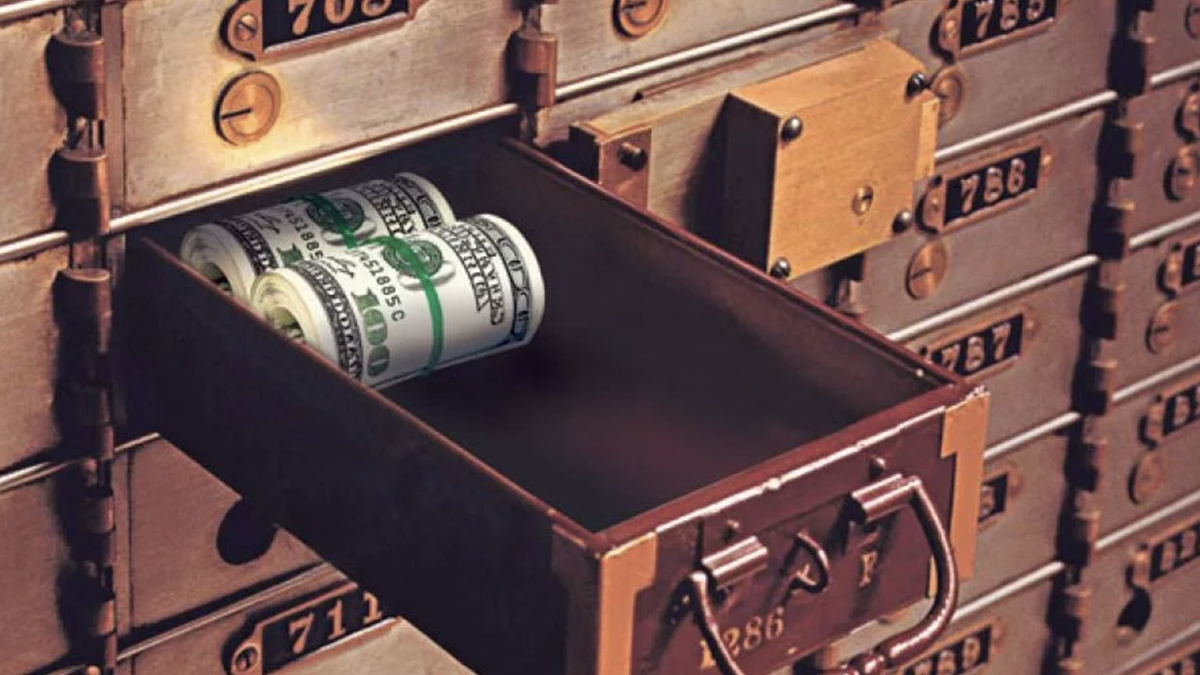 Увереность граждан в сохранности своих сбережений, приведет к притоку финансов в банки