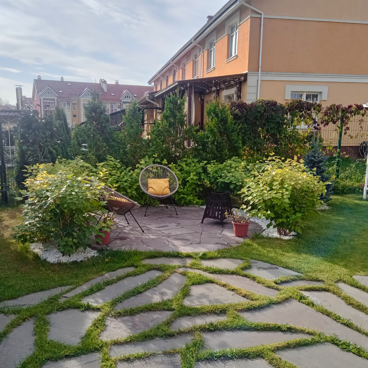 Место отдыха, которое вечером используется как кострище