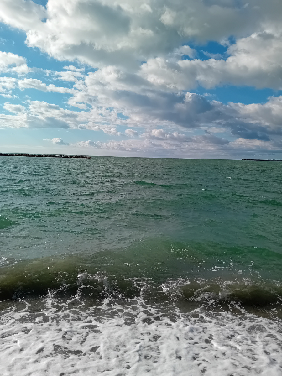 Авторское фото. Такое разное море.