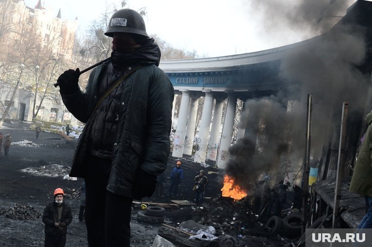    Жертвами противостояния в Киеве стали сотни человек