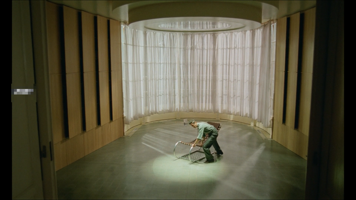 Кадр из фильма Бруталист (2024)