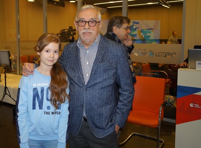 Челябинская школьница София Ирхужина встретилась с создателями нового фильма Дисней