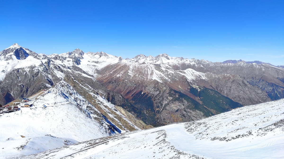 Сейчас весь Кавказ в снегах. Фото: Кирилл Полиенко/Polienko: путешествуем вдвоём