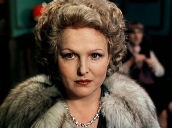   Елена Соловей, кадр из фильма «Ищите женщину» (1982, Мосфильм)