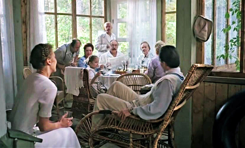 Кадр из фильма «Утомлённые солнцем».