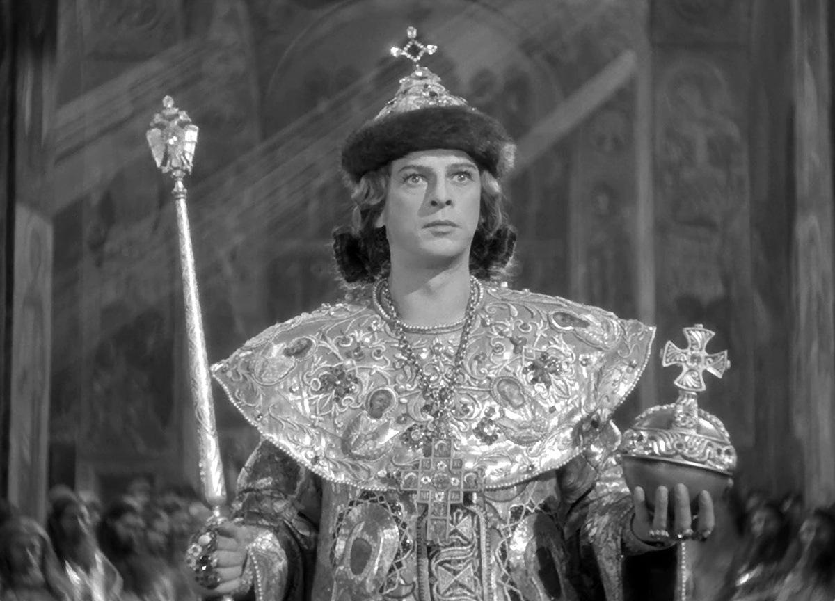 Кадр из кинофильма "Иван Грозный", 1944 г., режиссер и сценарист Сергей Эйзенштейн, композитор Сергей Прокофьев (скриншот) 