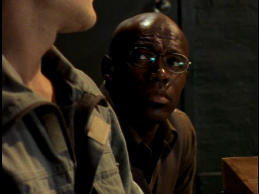 Пролистните изображение, чтобы увидеть следующий кадр из сериала «Вспомнить всё 2070» (1999)